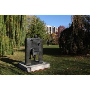 Northwestern Wildcats Postcard The Sculpture Garden of Northwestern University's Mary & Leigh Block Museum of Art NU0027