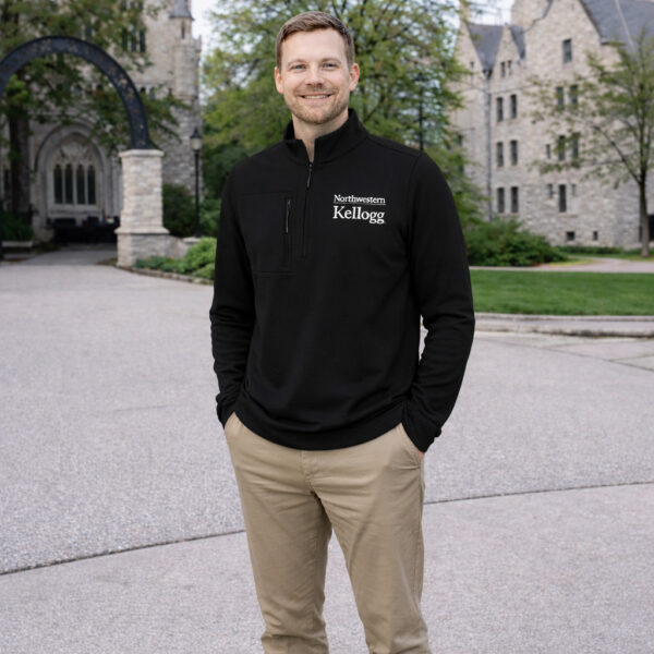 Northwestern I Kellogg Antigua Men's Black Insider 1/4 Zip Pullover